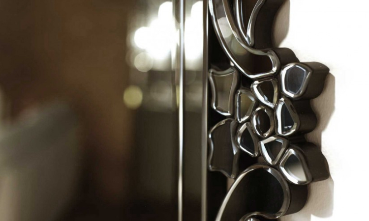 cremona-mirror_deatils_web_new.jpg